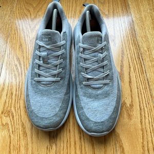 Peter Millar Hyperlight Glide Size 11